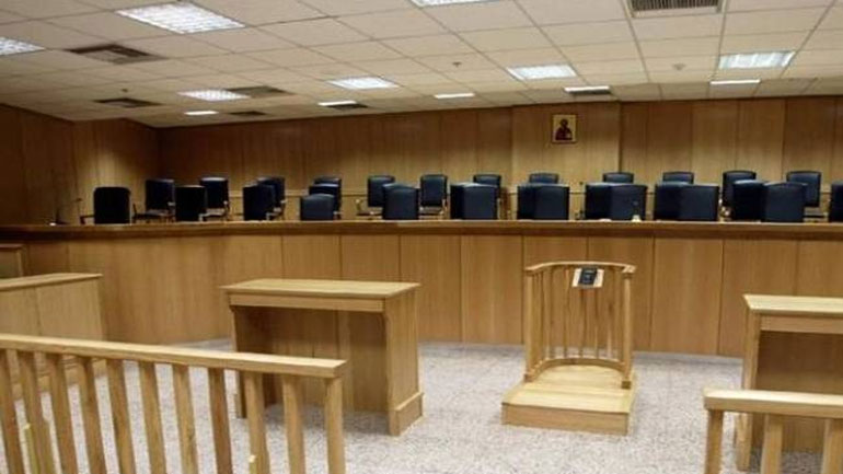 «Εμφυλιοπολεμικές συγκρούσεις» στο στρατόπεδο των δικαστών για την επιστροφή των αναδρομικών