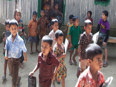 Πακιστάν: Άρπαξαν 400.000 δολάρια που προορίζονταν για τους φτωχούς