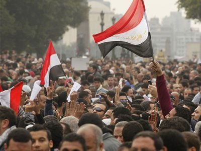 Για τρομοκρατία κατηγορούνται τρεις δημοσιογράφοι του Αλ Τζαζίρα