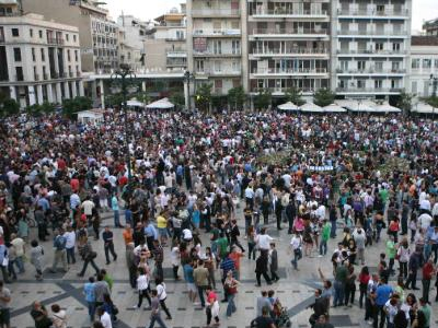 Οι Λαϊκές Συνελεύσεις της Πάτρας διαδηλώνουν στην πλατεία Γεωργίου
