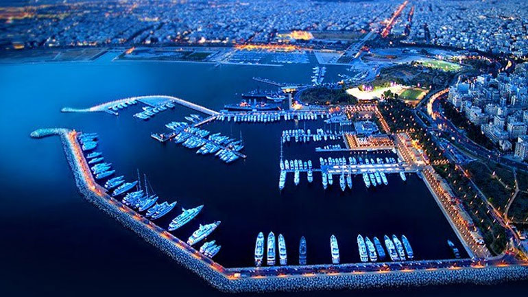 Βυθίστηκε θαλαμηγός στη Μαρίνα Αλίμου