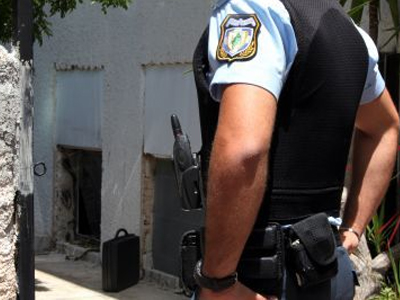 Συνελήφθη 16χρονος για ληστείες εις βάρος πεζών