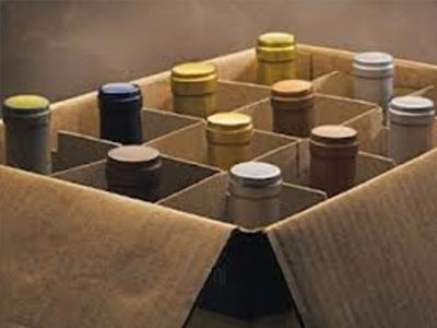 Πουλούσαν παράνομα ποτά