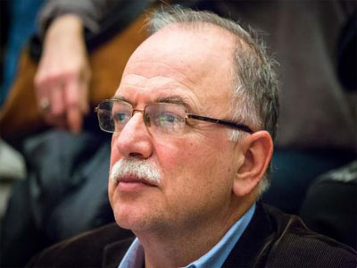 Παπαδημούλης: «Να σκεφτούν πιο φρόνιμα όσοι θέλουν να τσαλακώσουν την κυβέρνηση» Παπαδημούλης: «Να σκεφτούν πιο φρόνιμα όσοι θέλουν να τσαλακώσουν την κυβέρνηση»