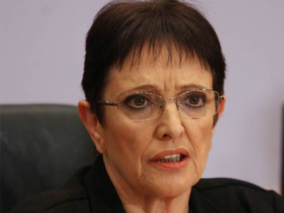 Ομιλία της Αλ. Παπαρήγα σε μέλη της ΚΝΕ