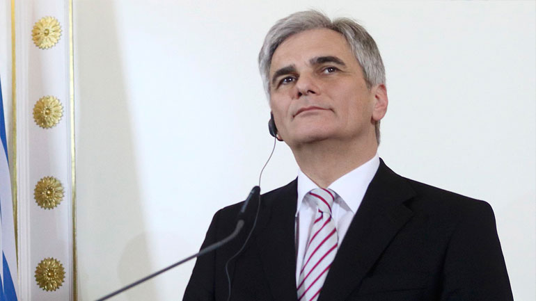 Σκληρή κριτική Φάιμαν στη Γερμανία για την ταπείνωση της Ελλάδας Σκληρή κριτική Φάιμαν στη Γερμανία για την ταπείνωση της Ελλάδας