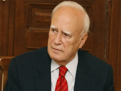 Παπούλιας: «Η Δημοκρατία υπέστη πολλαπλά χτυπήματα λόγω κρίσης»