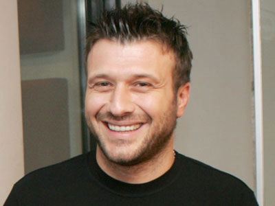 Ο Πλούταρχος ζήτησε 1 εκατ. ευρώ από τη Δούρου