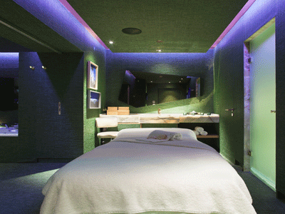 Το NEW Hotel υποδέχεται τα Χριστούγεννα στον εντυπωσιακό κόσμο περιποίησης του NEW Sense