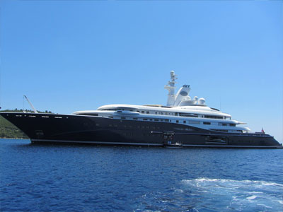 Στη Σκιάθο ο πρωθυπουργός του Κατάρ