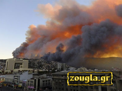 Άνδρες της ΕΛ.ΑΣ. απεγκλώβισαν πολίτη από φλεγόμενο διαμέρισμα