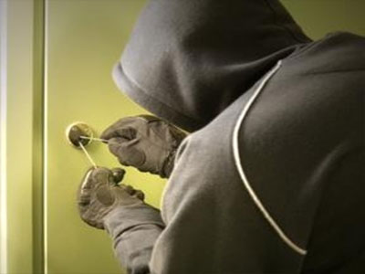 Είχαν διαπράξει δώδεκα διαρρήξεις