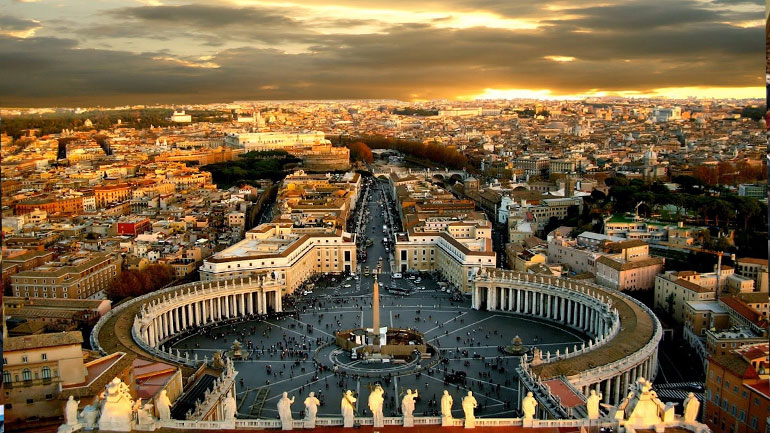 Βατικανό: Δεν έκαναν δεκτό Γάλλο πρέσβη γιατί είναι ομοφυλόφιλος