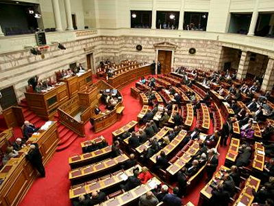 Δικαστική παρέμβαση για τους υπαλλήλους της Βουλής