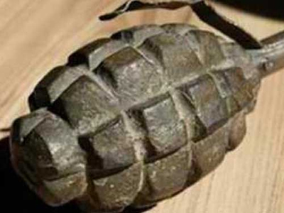 Βρήκε χειροβομβίδα μέσα στο σπίτι του