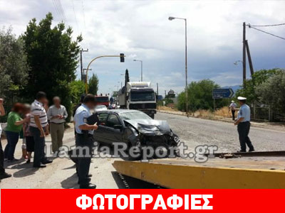 Σφοδρή σύγκρουση οχημάτων στη Λαμία