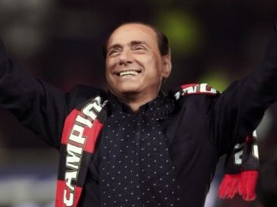 Μίλαν: Επιστρέφει στην προεδρία ο Μπερλουσκόνι