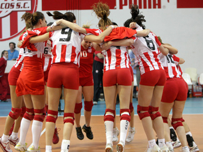 Βόλεϊ: Στα ημιτελικά ο Ολυμπιακός