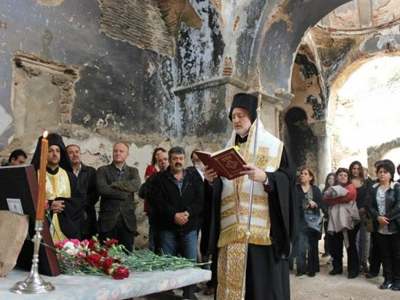 Ήχησαν οι καμπάνες στην Κωνσταντινούπολη Ήχησαν οι καμπάνες στην Κωνσταντινούπολη