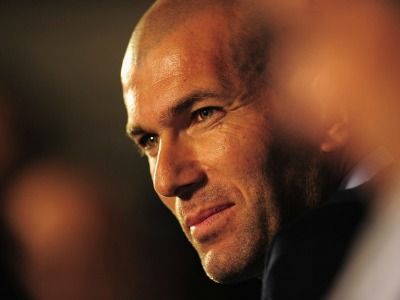 Ζιντάν: «Κανείς δεν αξίζει 100 εκατ. ευρώ»