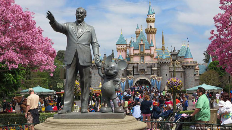 Eurodisney: Τσουχτερές τιμές για Γερμανούς-Βρετανούς, η Κομισιόν ζητά εξηγήσεις