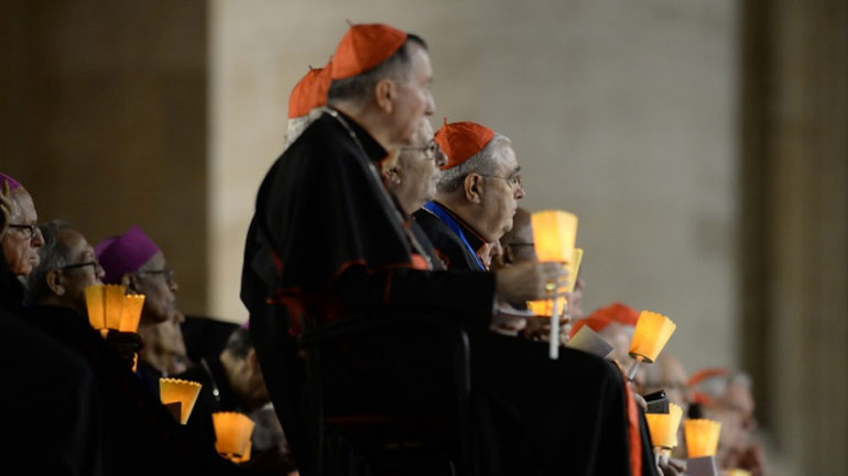 Ρώμη: Σύνοδος Επισκόπων για την οικογένεια, μετά το «outing» του γκέι κληρικού