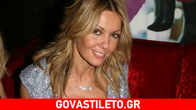 Χριστίνα Παππά: Δείτε τη να λικνίζεται και να τραγουδάει με καυτό μαγιό