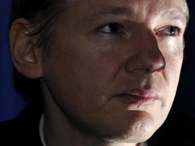 Πάγωσαν τους λογαριασμούς του Ασάντζ Πάγωσαν τους λογαριασμούς του Ασάντζ