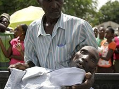 Αυξάνονται τα θύματα της χολέρας Αυξάνονται τα θύματα της χολέρας