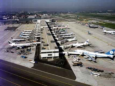 Κλειστό το αεροδρόμιο των Βρυξελλών Κλειστό το αεροδρόμιο των Βρυξελλών