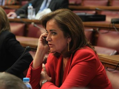 Ούτε ο αδελφός της την ψηφίζει! Ούτε ο αδελφός της την ψηφίζει!