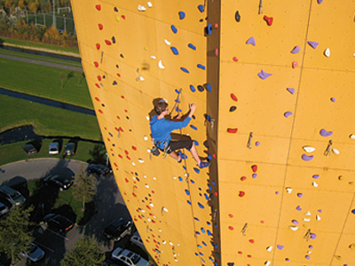 Ο ψηλότερος τοίχος αναρρίχησης στον κόσμο Ο ψηλότερος τοίχος αναρρίχησης στον κόσμο