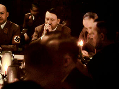 Ανέκδοτες φωτογραφίες από πάρτι Χριστουγέννων των ναζί