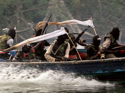 Καμερούν: Ένοπλη επίθεση ανταρτών σε πλατφόρμα άντλησης πετρελαίου Καμερούν: Ένοπλη επίθεση ανταρτών σε πλατφόρμα άντλησης πετρελαίου