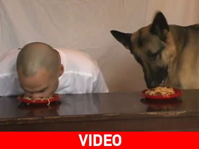 Άντρας VS σκύλο Άντρας VS σκύλο