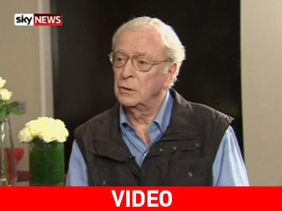 «Ναι» στην ευθανασία από τον Sir Michael Caine «Ναι» στην ευθανασία από τον Sir Michael Caine
