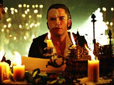 Συνέλαβαν τα… φαντάσματα της όπερας Συνέλαβαν τα… φαντάσματα της όπερας