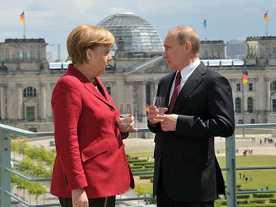 Πάγος στις σχέσεις Πούτιν – Μέρκελ