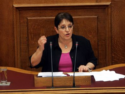 «Ο λαός να υψώσει το ανάστημά του στη Μέρκελ»