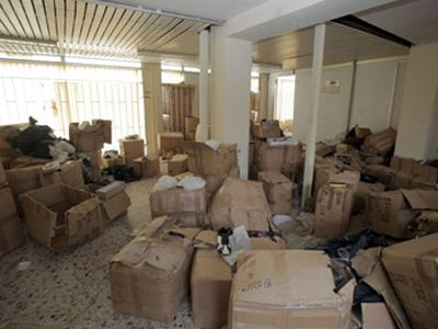 Εντοπίστηκε αποθήκη με προϊόντα «μαϊμού»