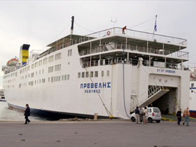 Ταλαιπωρία για επιβάτες του “Πρέβελης”