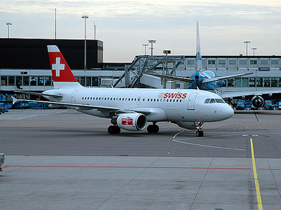 Συναγερμός για βόμβα σε ελβετικό αεροσκάφος