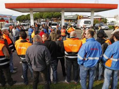 Απεργία τέλος