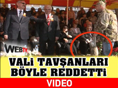 Επίδειξη βαρβαρότητας σε παρέλαση στην Τουρκία