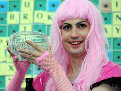 Μία… κούκλος πρωταθλήτρια στο Scrabble