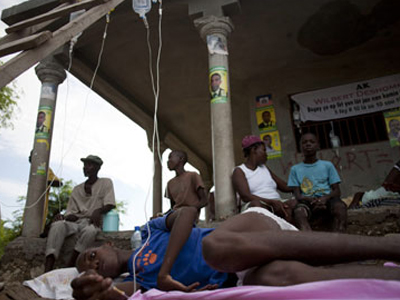 Αϊτή: Η χολέρα «έσπασε τα τείχη» της πρωτεύουσας