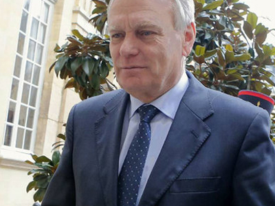 Στο Βερολίνο ο Γάλλος πρωθυπουργός Ερό