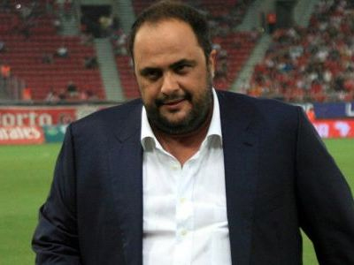 Μαρινάκης: «Ενωμένοι για τη μεγάλη νίκη»