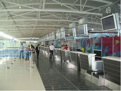 «Παγώνουν» οι πτήσεις από και προς Ελλάδα