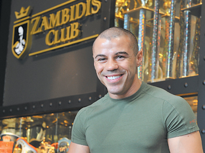 Ο Μιχάλης Ζαμπίδης μιλάει στο PIAZZA